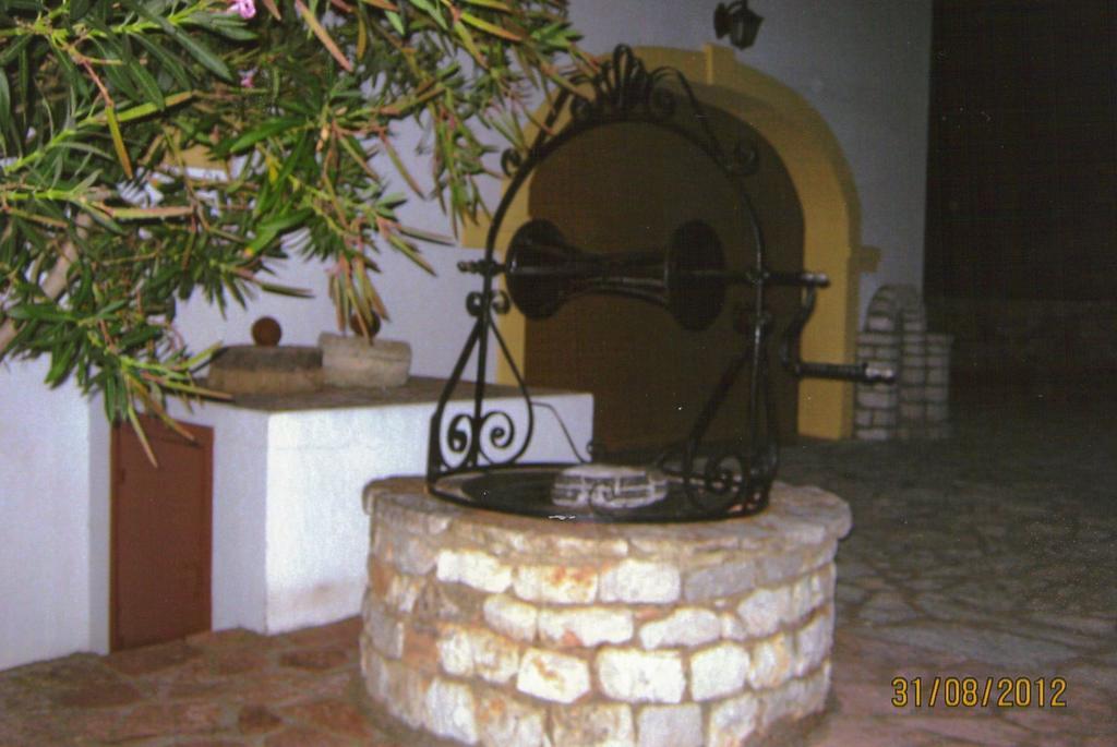 Apartamento Cerigo House Kondoliánika Exterior foto